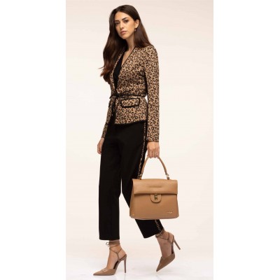 Koralline - AI24-407 Blazer stretch luipaard print. Koralline - AI24-407 Blazer stretch luipaard print.